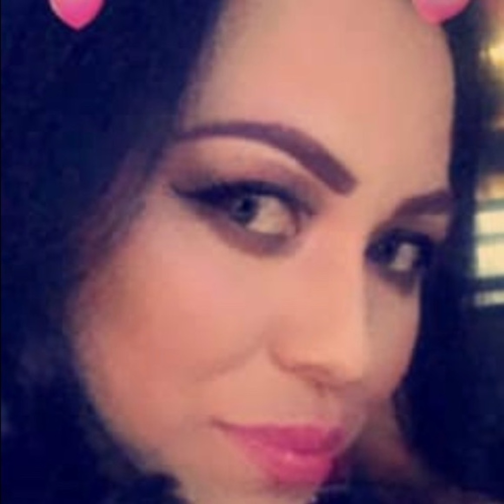 Meet your Posher, Sandra
